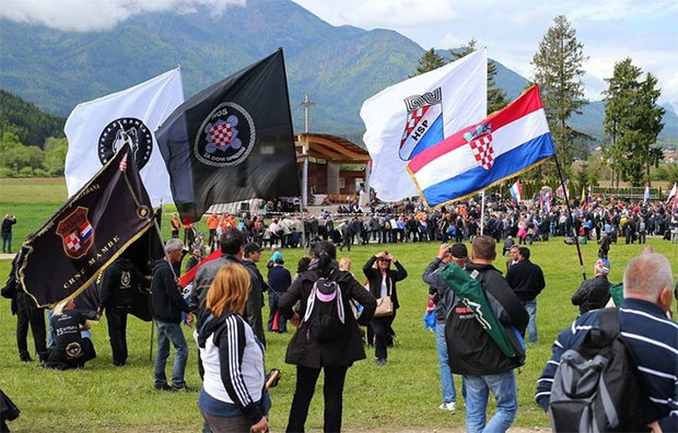 Аустријски политичари траже: Трајно забранити Блајбург највећи европски скуп нациста